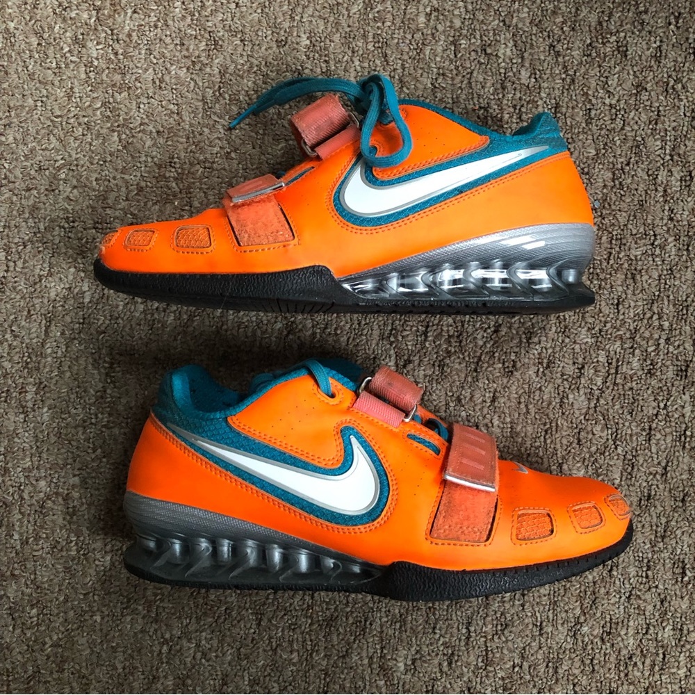 Nike Romaleos 2 Weightlifting Shoes Men’s 7/Women’s 8.5
